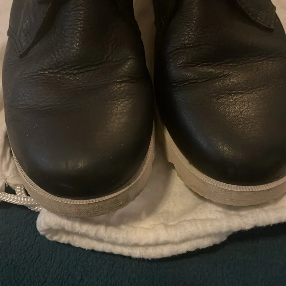 Sorel boots - Picture 3 of 7
